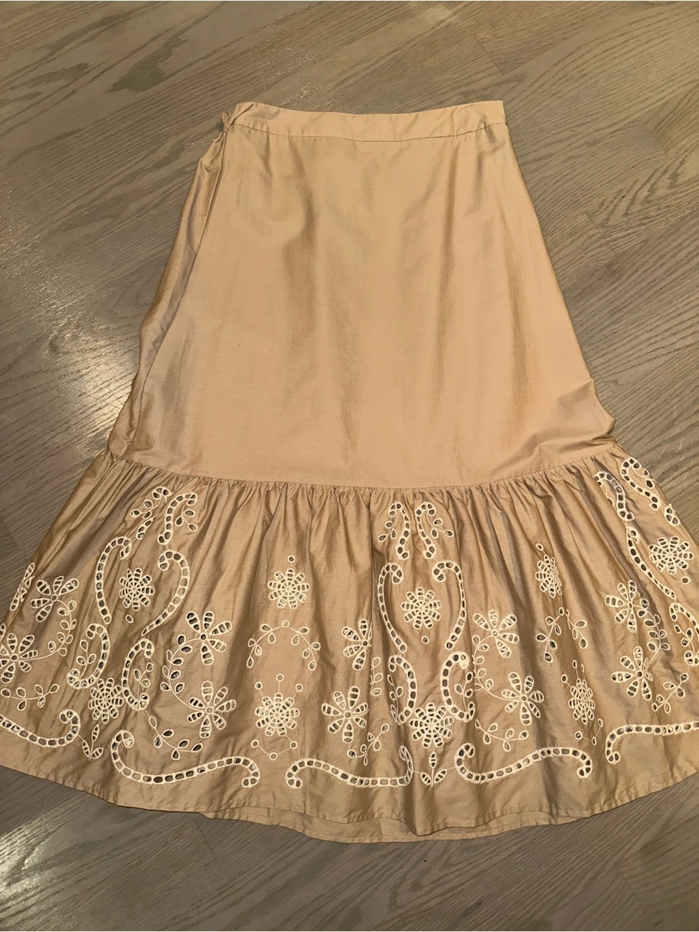 Caroline Constas Beige A-Line Skirt with Embroidered Ruffle Hem Sz S